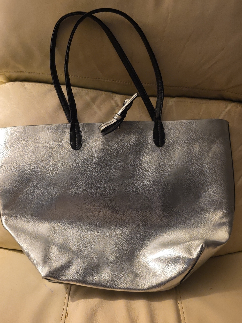 Metallic Silver Tote Bag with Black Handles. NWOT